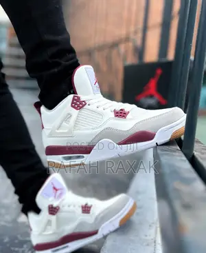 Nike Sb X Air Jordan 4 “Varsity Red” Sneakers