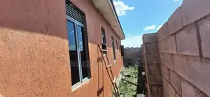 Glass Cutting and Fitting