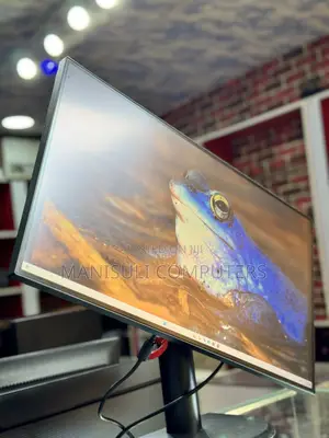 Lenovo Monitor 27 Inch Screen Ips Full Screen Type C Hdmi Dp 