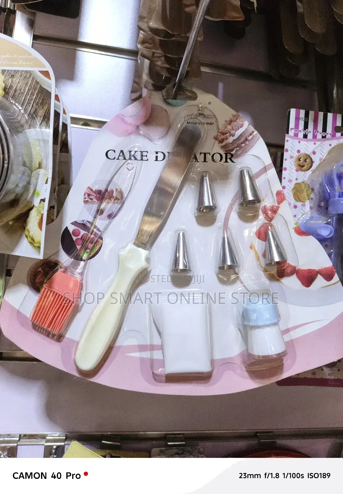 Cake Decorator