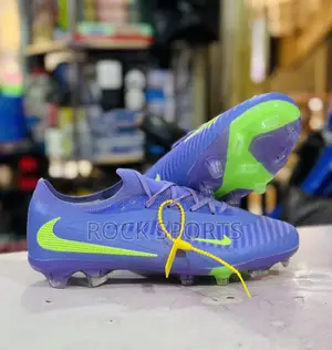 Nike Phantom Football Shoes