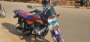 Bajaj Boxer 125 2023 Red