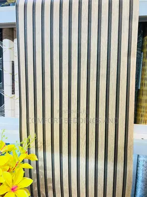 Column Wallpaper 10m