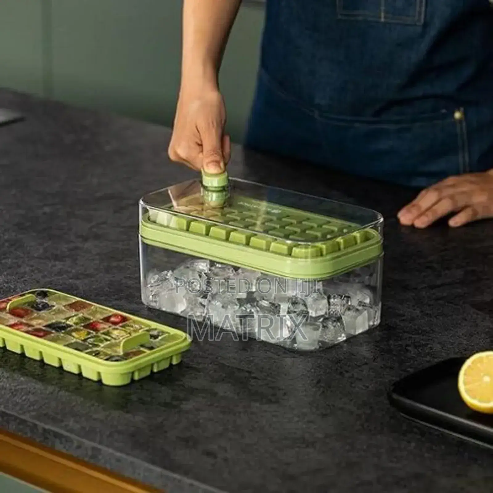 Ice Cube Tray With Lid and Bin,64 PCS Square Ice Cubes Molds