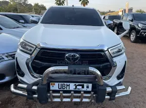 Toyota Hilux 2.8 Diesel 2020 White