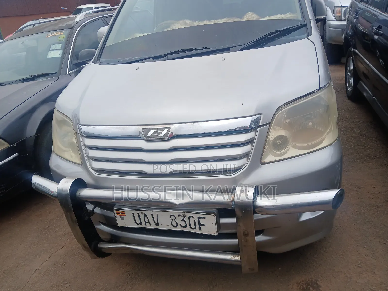 Toyota Noah 2006 Silver
