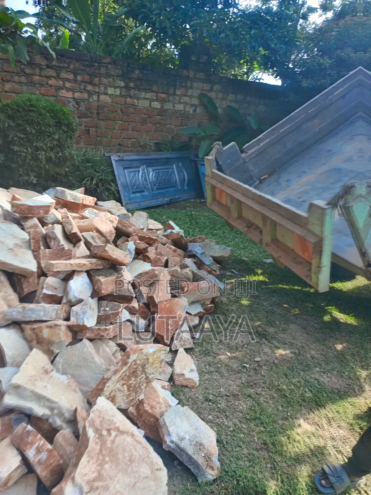 We Have All Types of Stones Also
