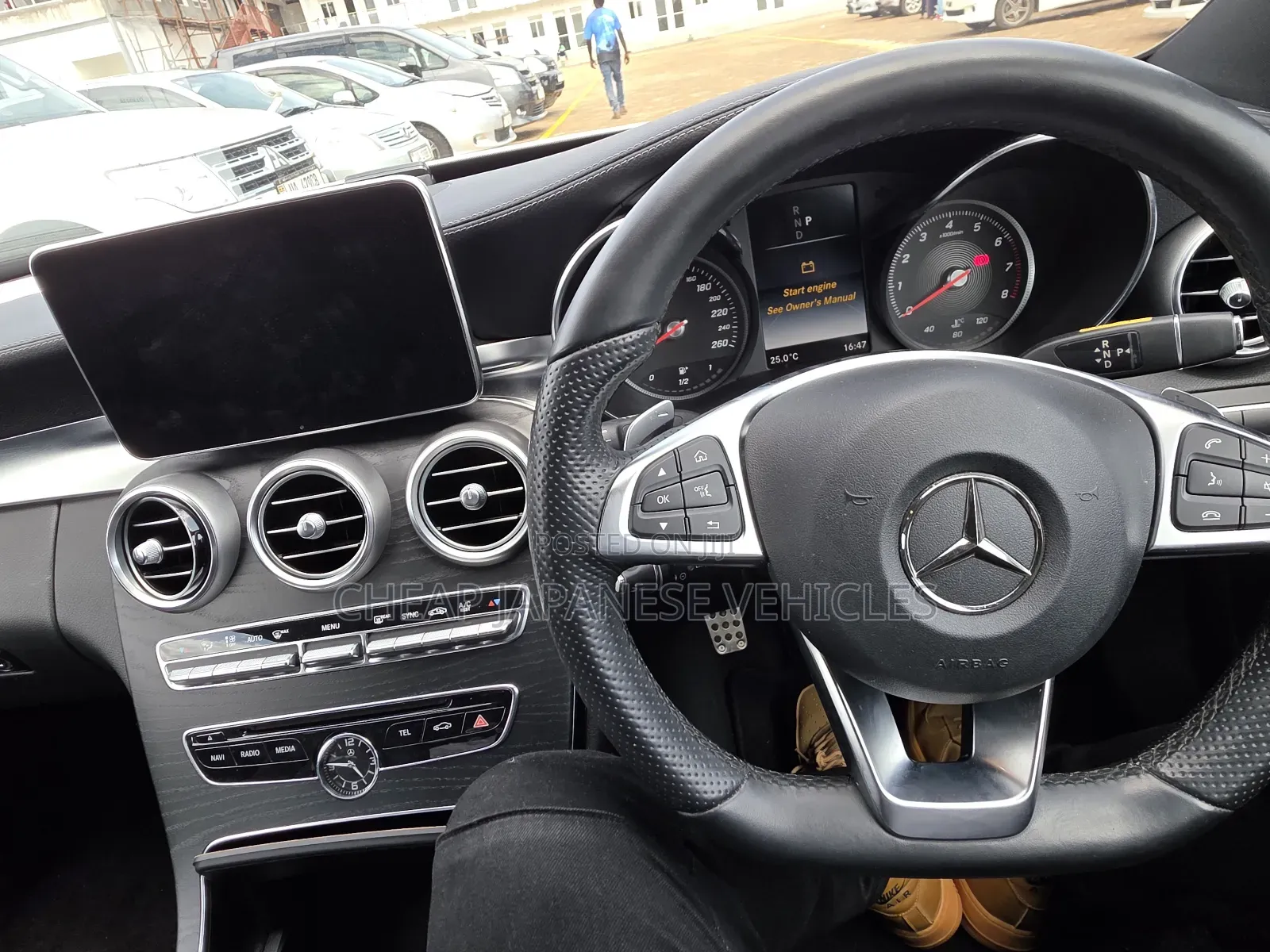 Mercedes-Benz C200 2017 Pearl