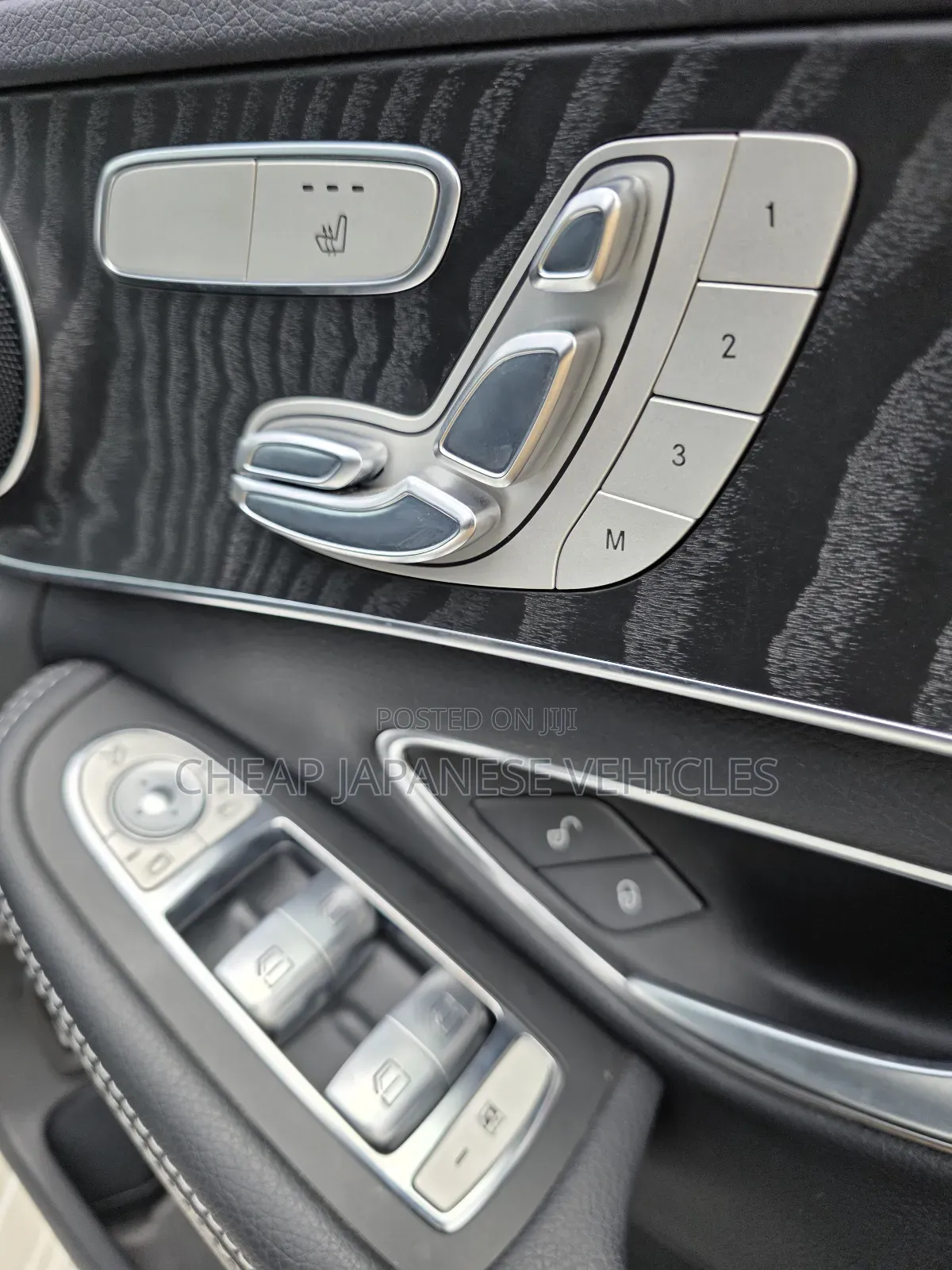 Mercedes-Benz C200 2017 Pearl