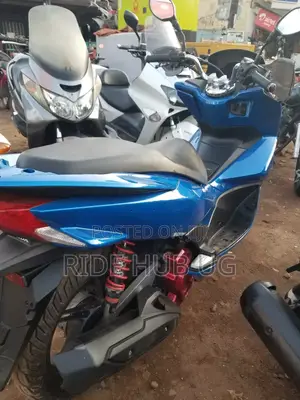 Honda 2013 Blue