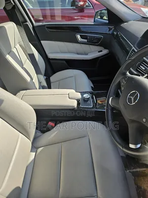 Mercedes-Benz E300 2010 Blue