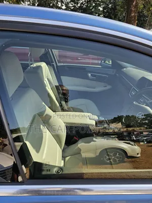 Mercedes-Benz E300 2010 Blue