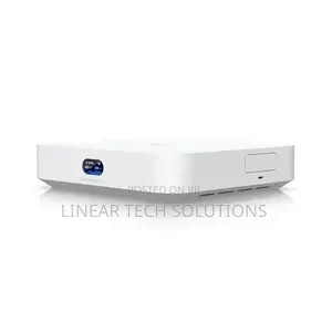 Ubiquiti Cloud Gateway Max - (Ucg-Max) (No Storage)