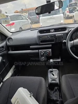 Toyota Succeed 2017 Pearl