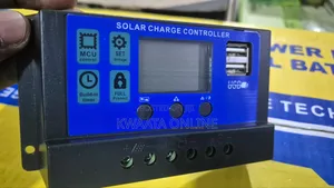 10/20/30/40/50,12/24v Pwm Solar Regulator Charge Controller