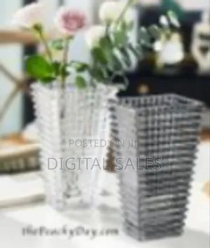 Glass Eye Rectangular Flower Vase Sculpture Vase Tabletop Glass Vases,