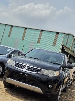 Mitsubishi Outlander 2012 Black