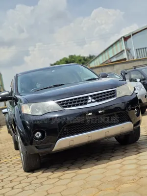 Mitsubishi Outlander 2012 Black