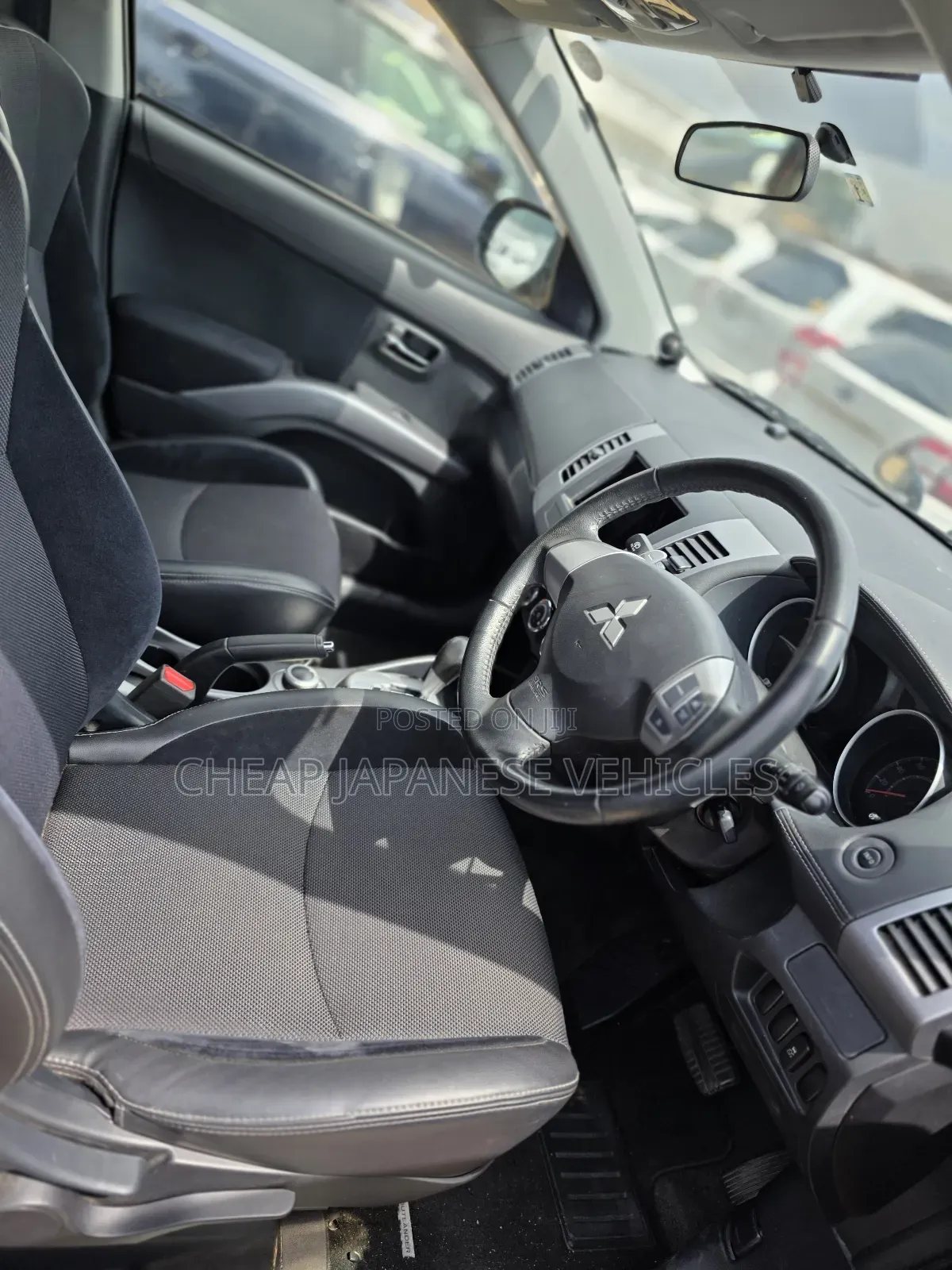 Mitsubishi Outlander 2012 Black