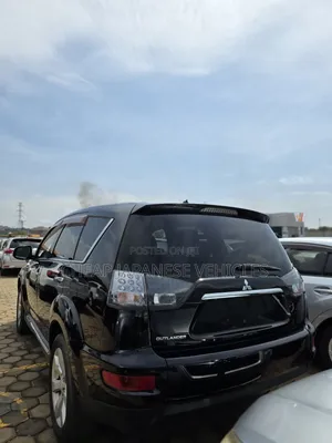 Mitsubishi Outlander 2012 Black