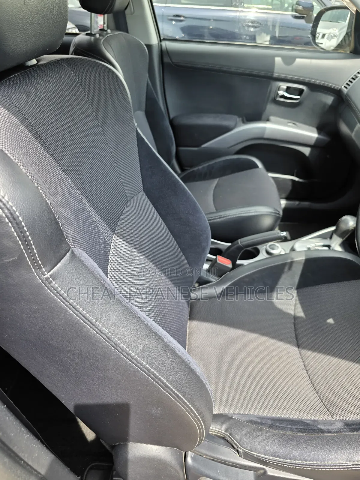 Mitsubishi Outlander 2012 Black