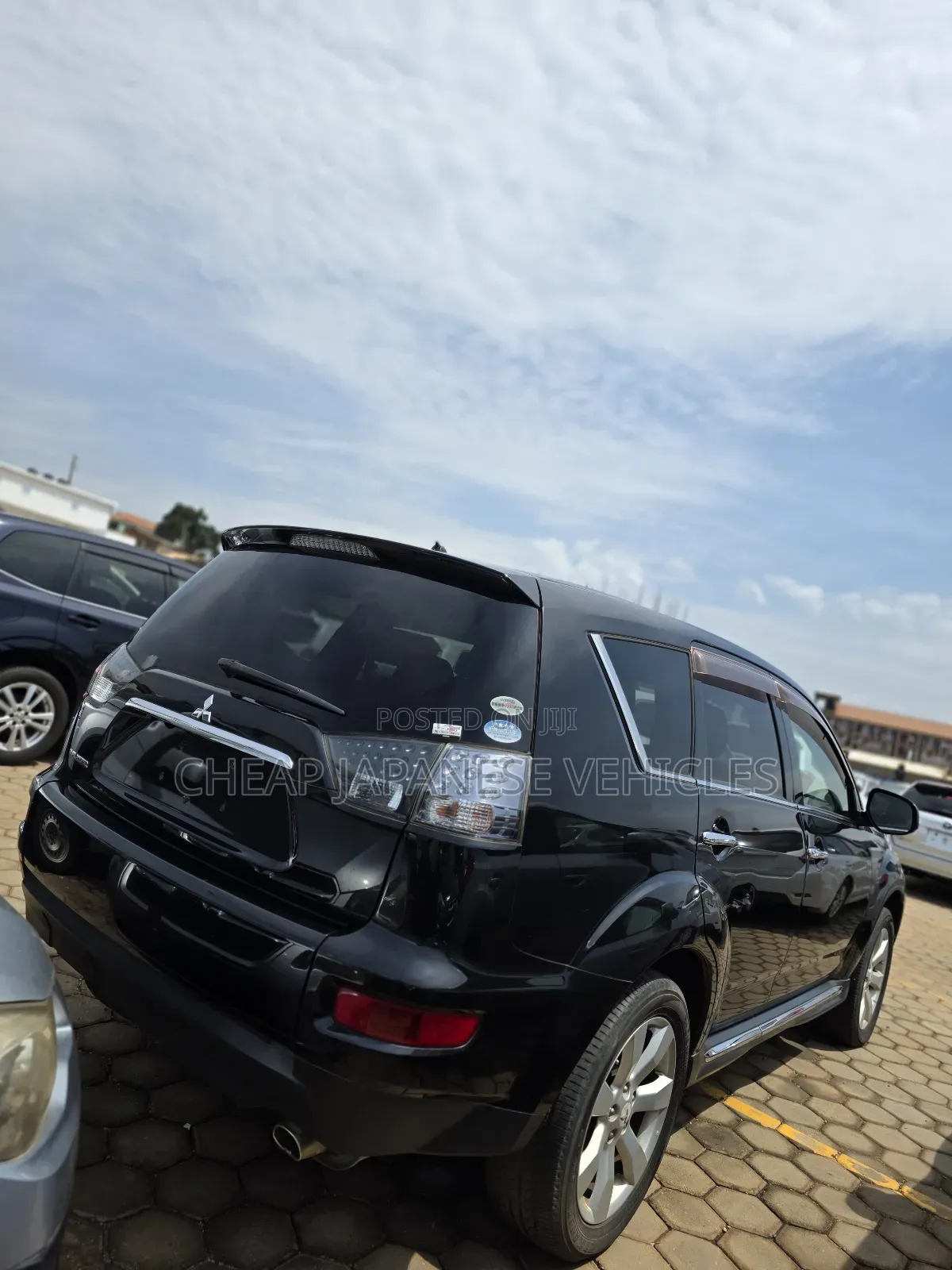 Mitsubishi Outlander 2012 Black