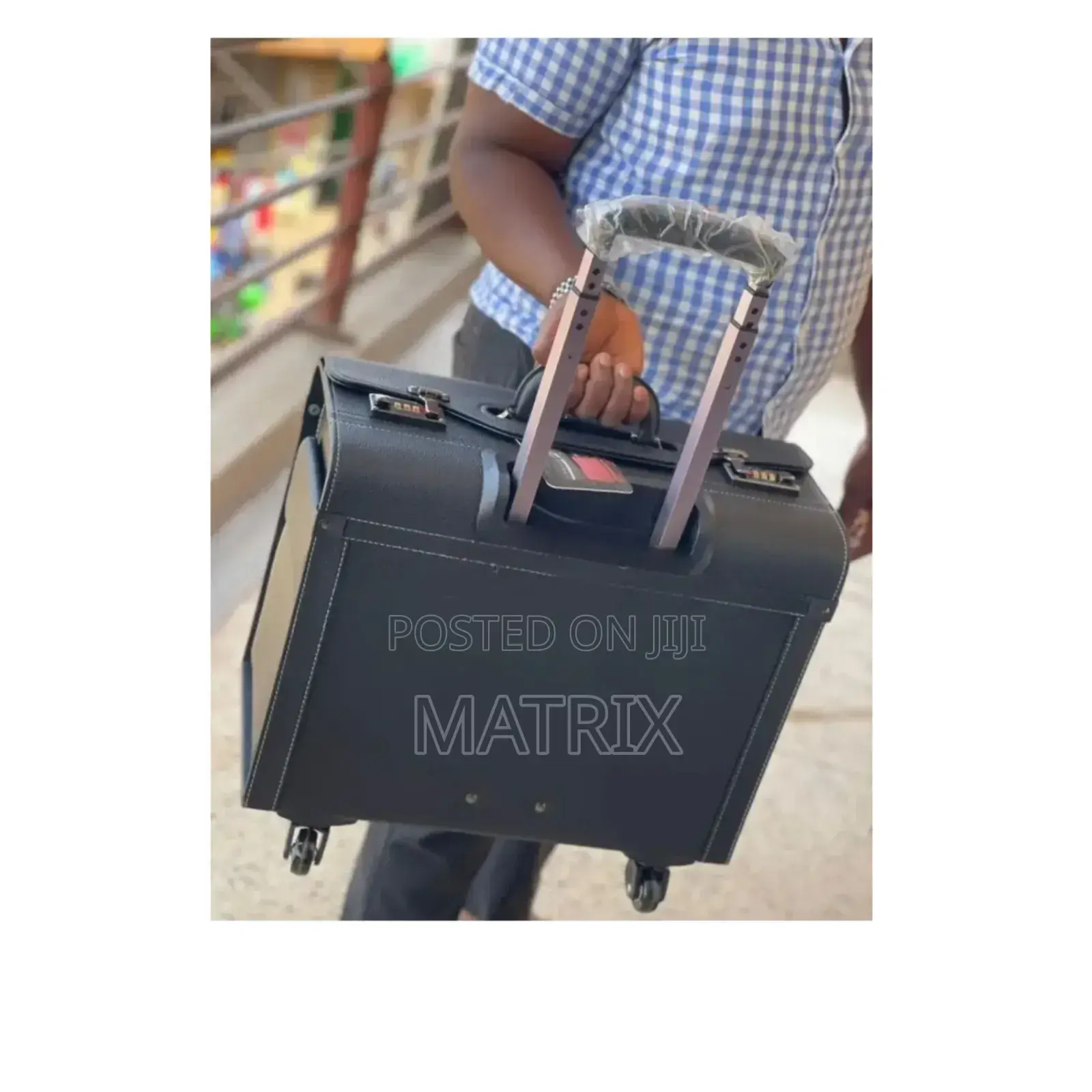 Pilot Travel Suitcase Bag- Black