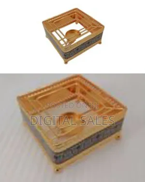 Large Square Décor Modern Metal Candle Holder - Gold