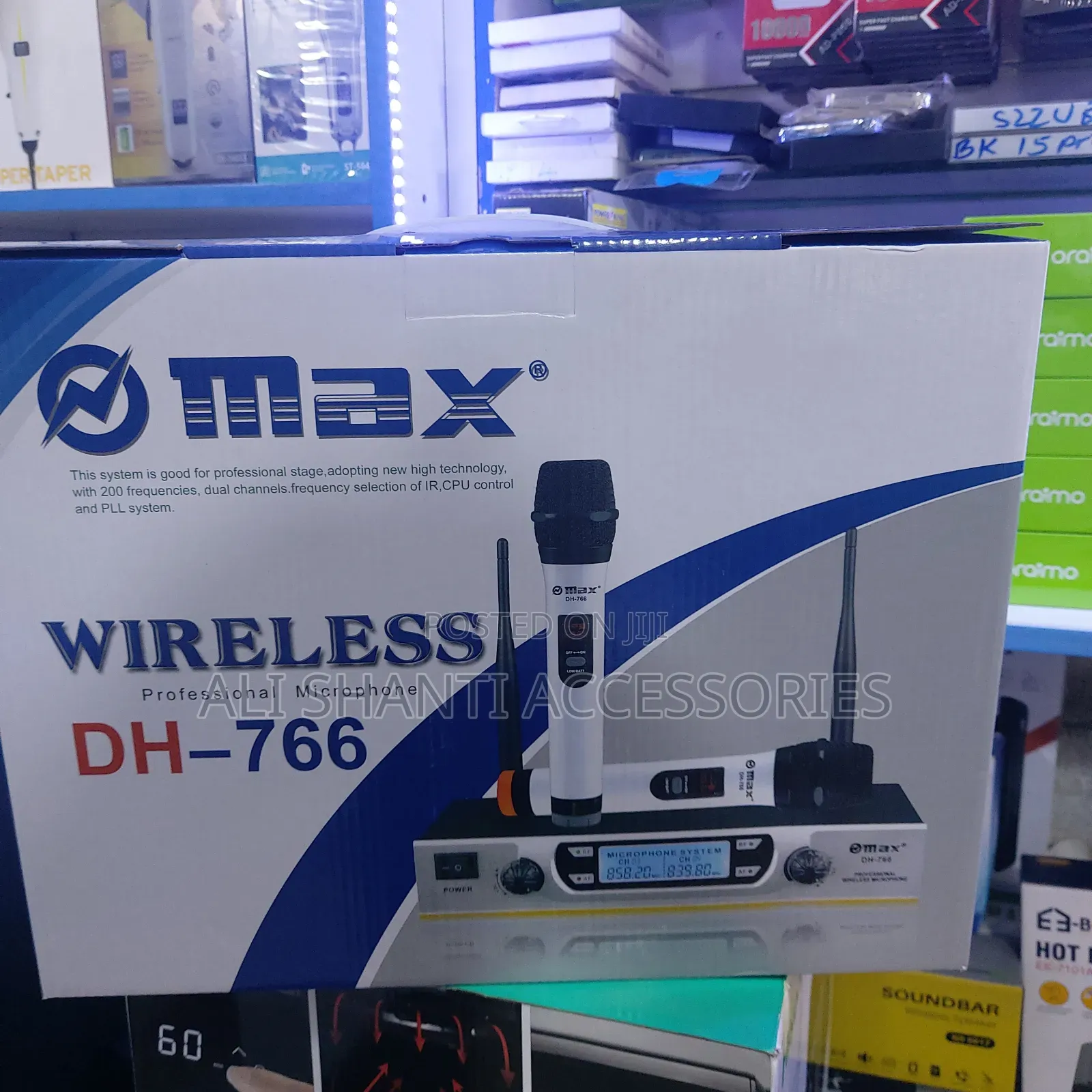 Wireless Microphone Max Dh- 766, Professional Wireless Microphone