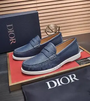 New Classic Dior Designer Leather Mocassins in Stock