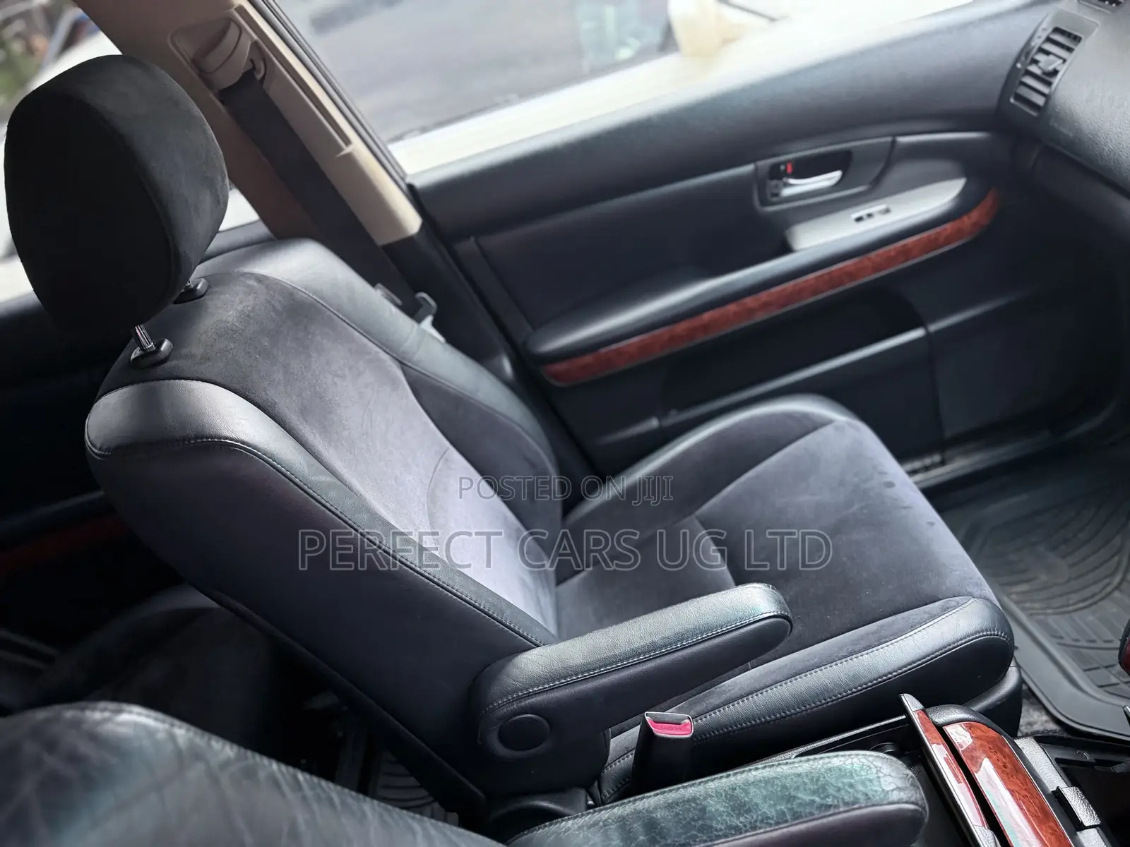 Toyota Harrier 2.4 2011 Pearl