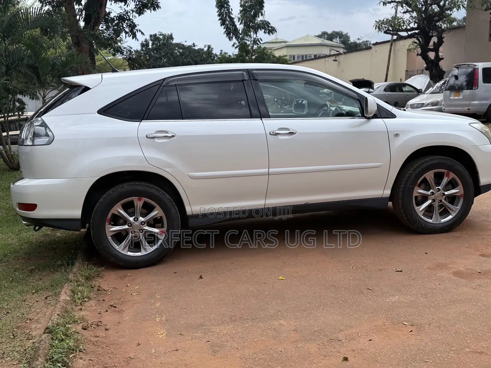 Toyota Harrier 2.4 2011 Pearl