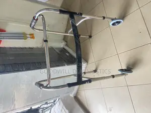 Walking Aid / Walking Frame