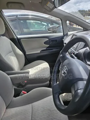 Toyota Wish 2010 White