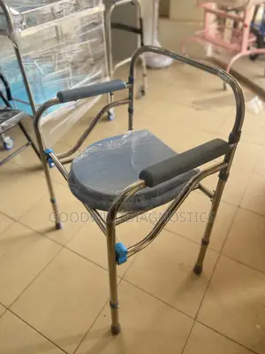 Commode Chair