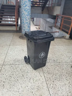 Outdoor 100litres Plastic Dust Bins Black