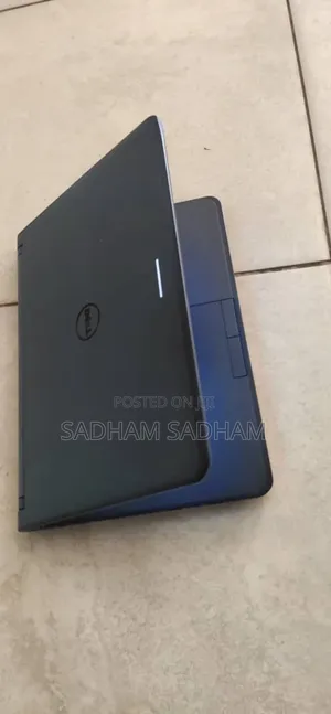 Laptop Dell Latitude 3350 4GB Intel Core I3 HDD 500GB