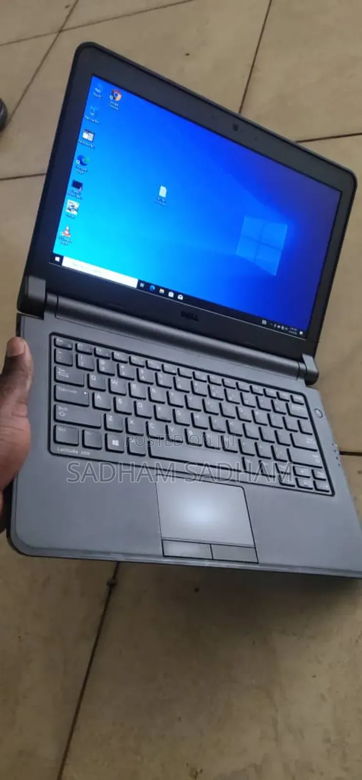 Laptop Dell Latitude 3350 4GB Intel Core I3 HDD 500GB