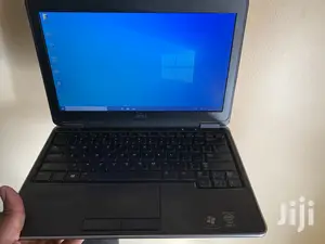 Laptop Dell Latitude E7240 4GB Intel Core i5 SSD 128GB