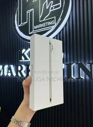 New Apple iPhone Air 256 GB Silver