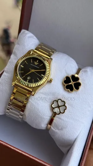 Emprio Armani Women's Bright Gold Color Wrist Stylish Time Piece