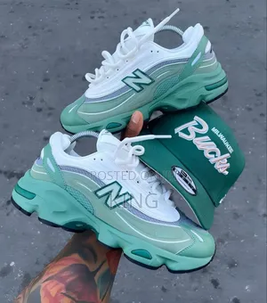 New Balance 1000 Green Grey