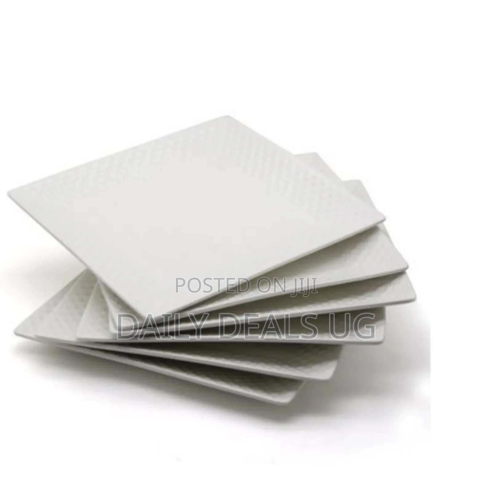 6 Pieces of Square Checked Plates -White