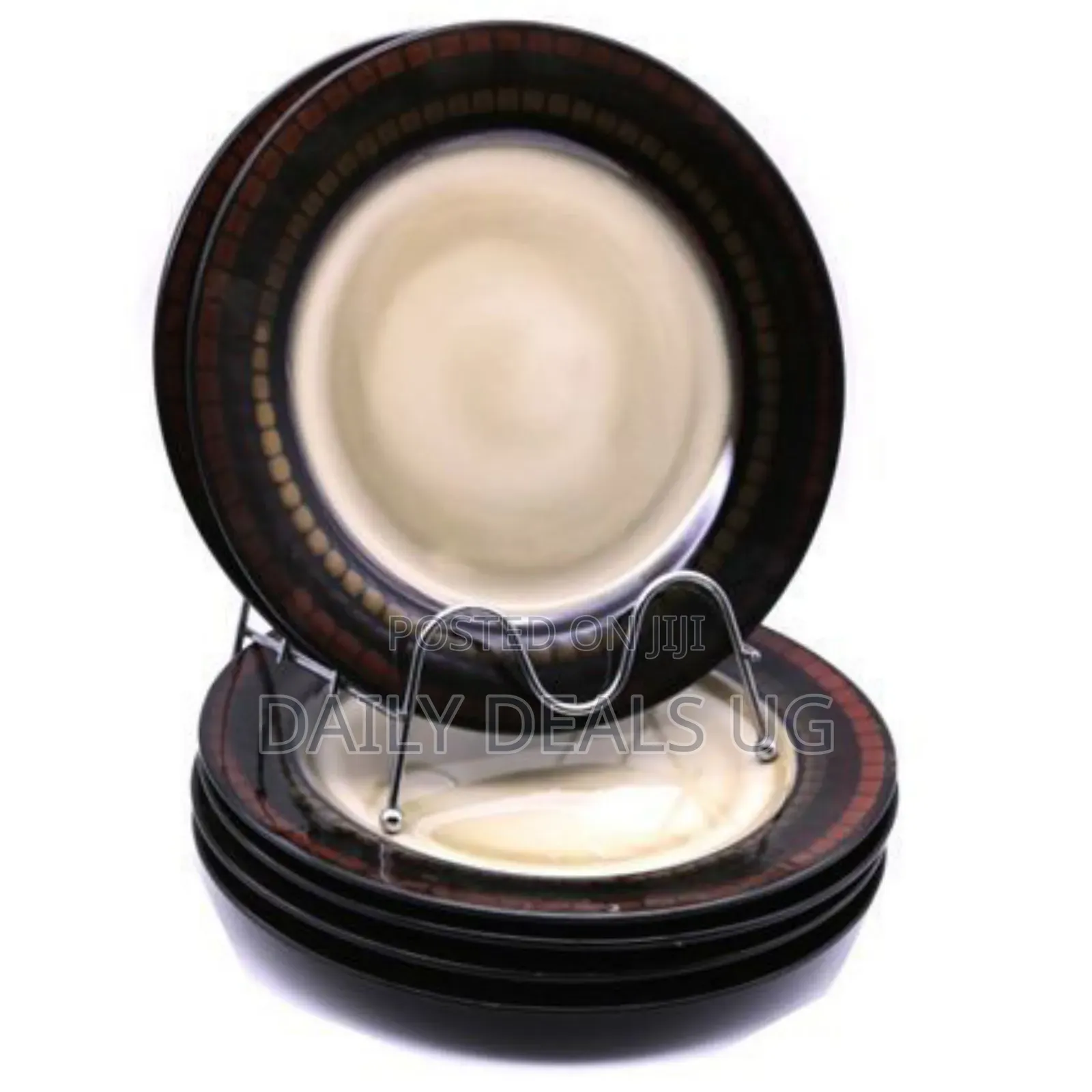 6 Pieces of Lined Dinner Plates - Brown