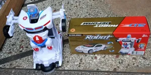Toy Robbot Reform Car