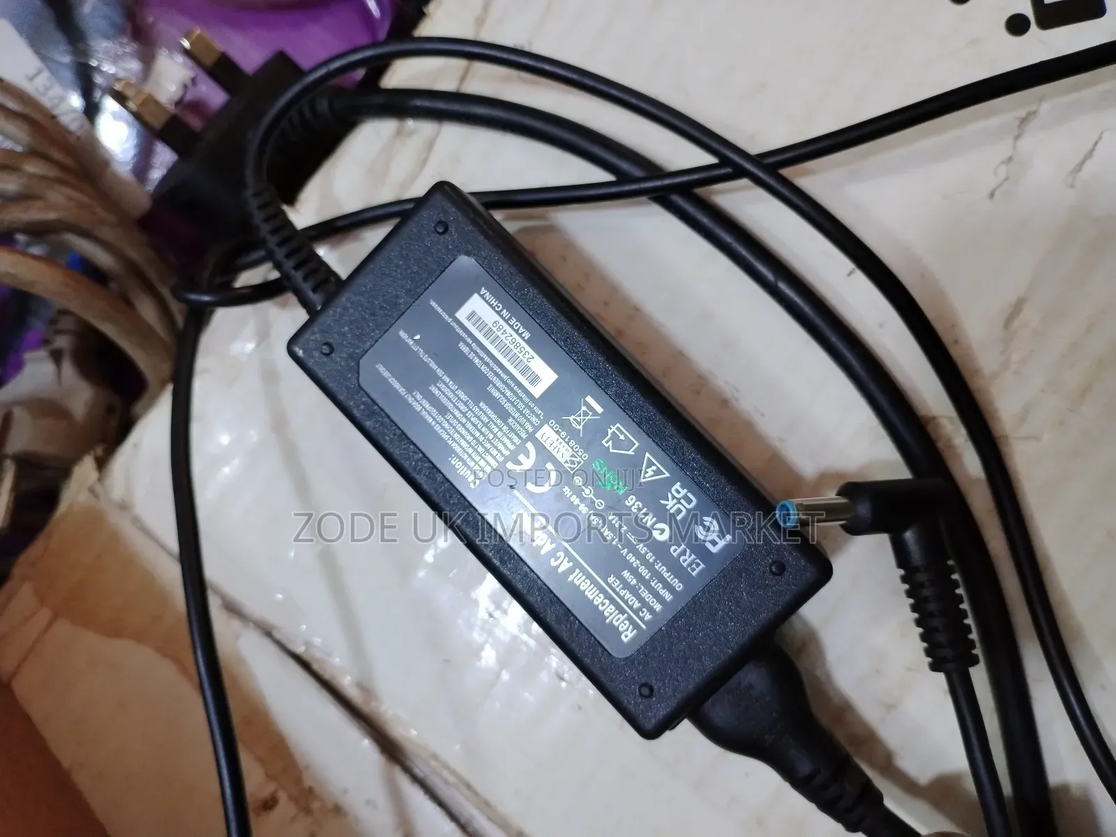 65w Ac/Dc Adapter