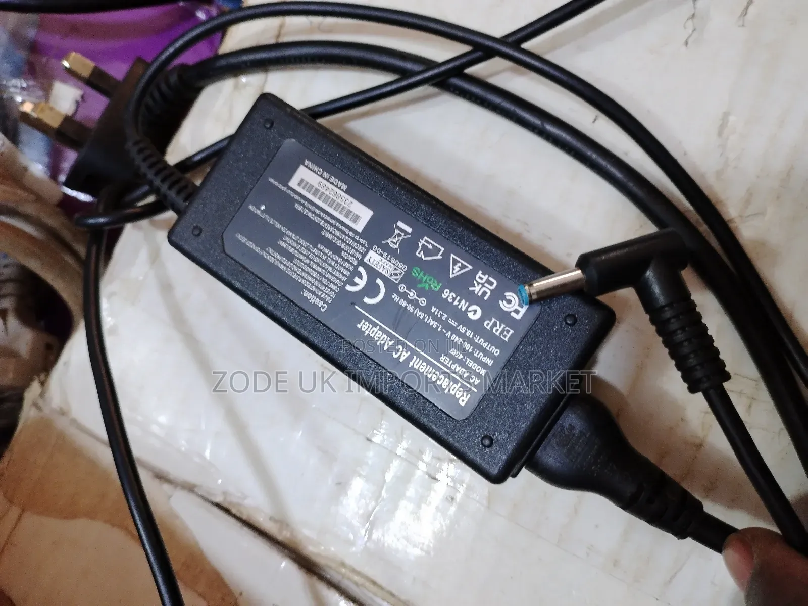 65w Ac/Dc Adapter