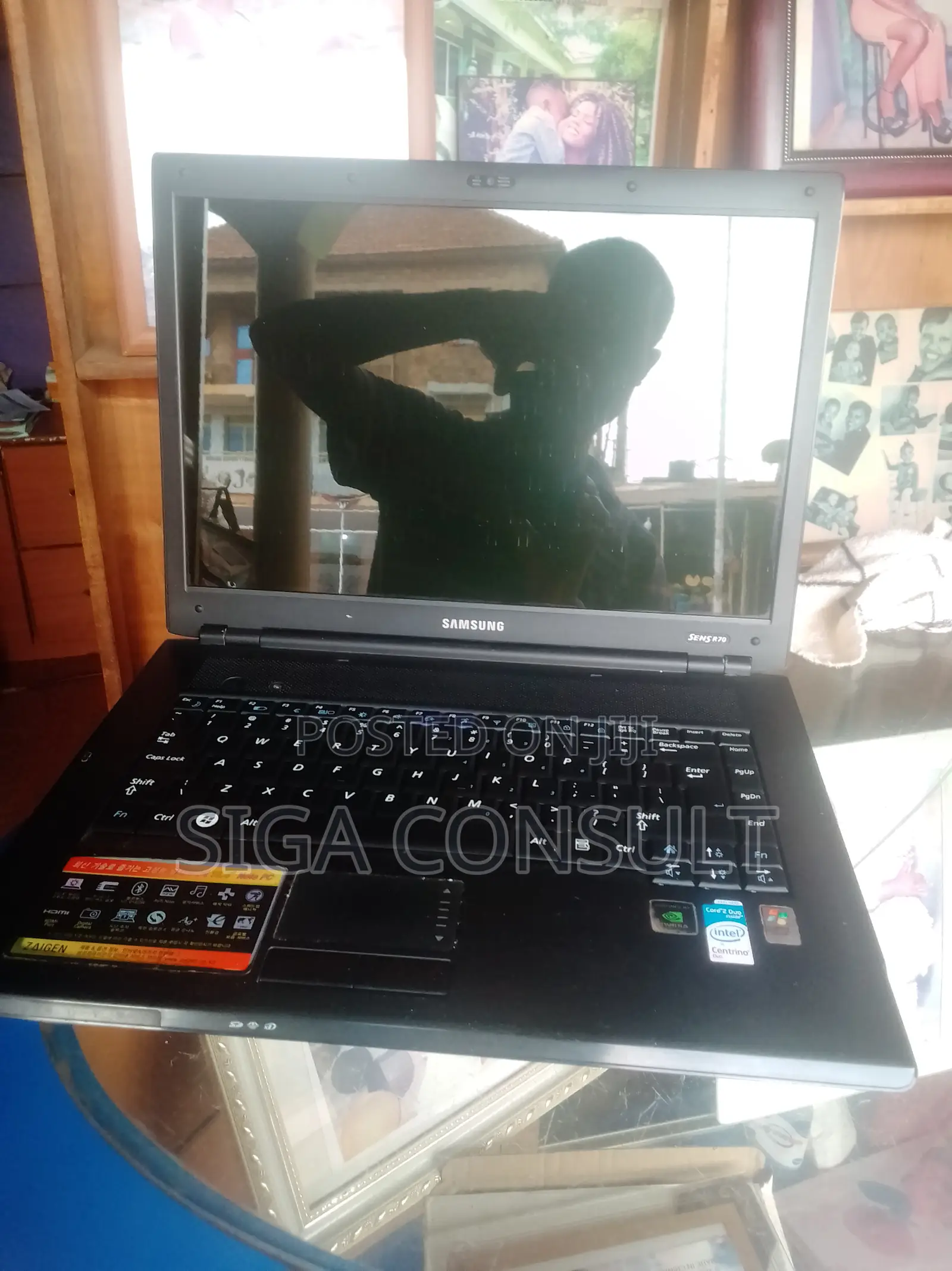 Laptop Samsung R700 4GB Intel Core 2 Duo HDD+SSD 128GB