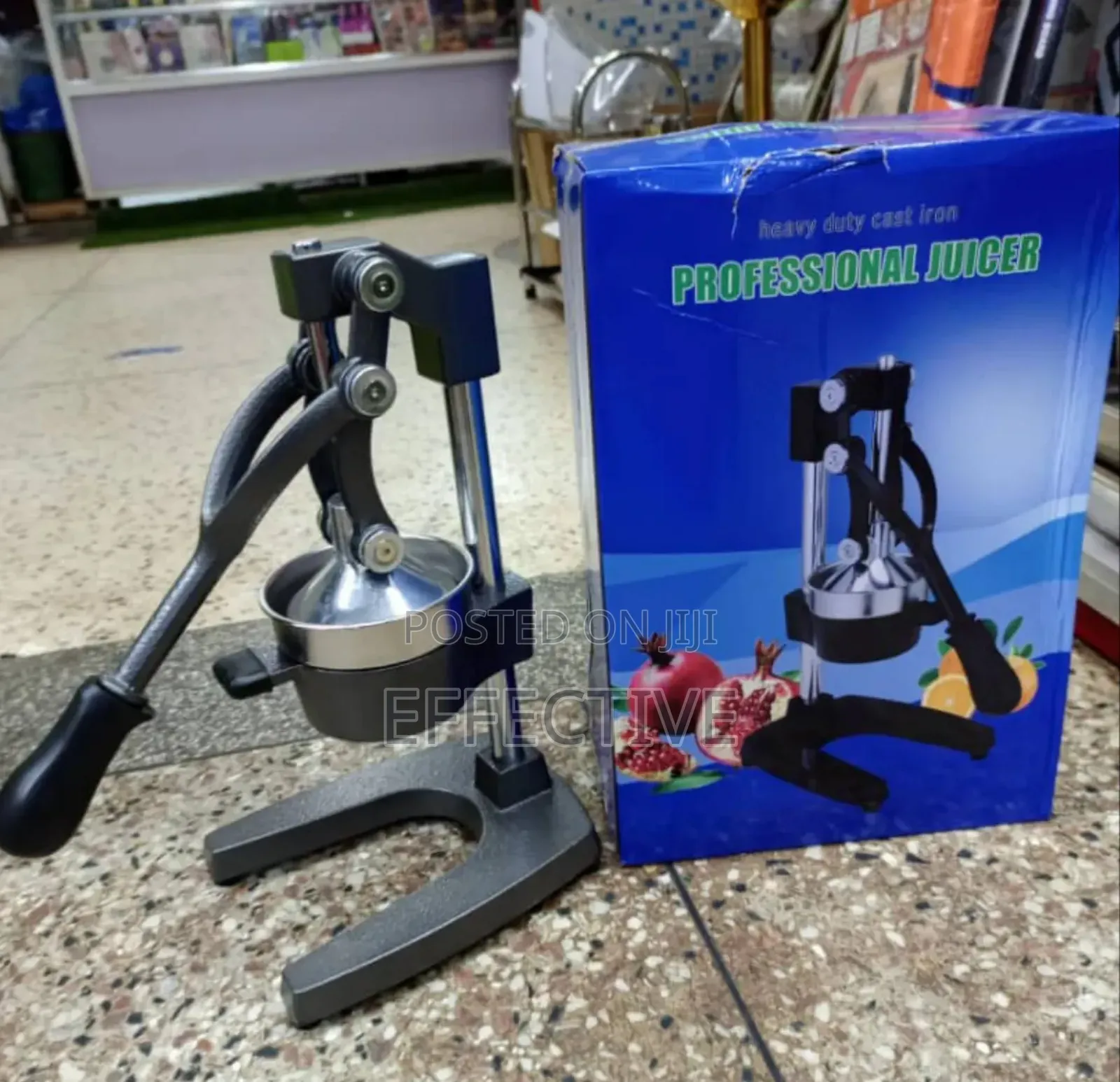 Heavy-Duty Cast Iron Professional Juicer.