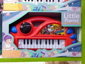 Battery Operated Little Pianist